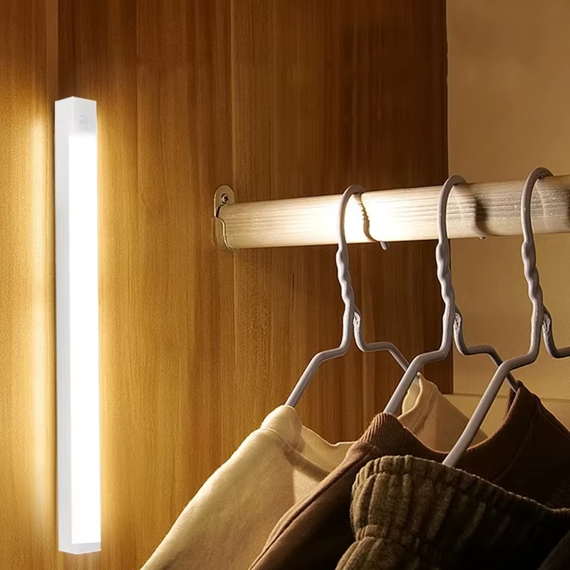 Lampe LED magnétique sans fil – 30 cm, capteur de mouvement, rechargeable USB-C